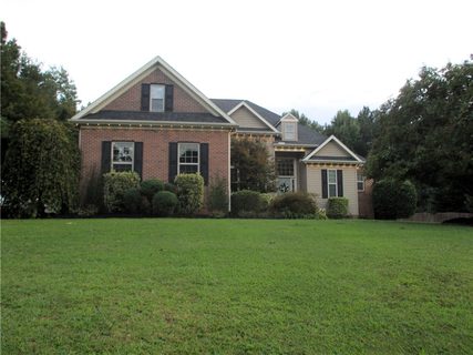 610 Montague Drive pending home in Montague Lakes, Easley, SC
