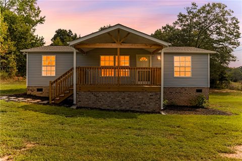 Homes in River Ridge, Piedmont