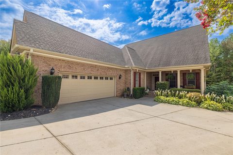 304 Cedar Post Court sold home in Cliffabee Leas, Seneca, SC