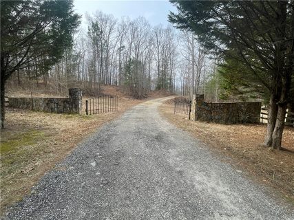 1944 Doctor Johns Road active land listing in Lake Hartwell, Westminster, SC