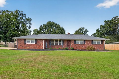 118 Bryson Road active home in Clearview, Anderson, SC