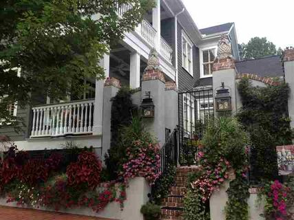 309 Village Walk