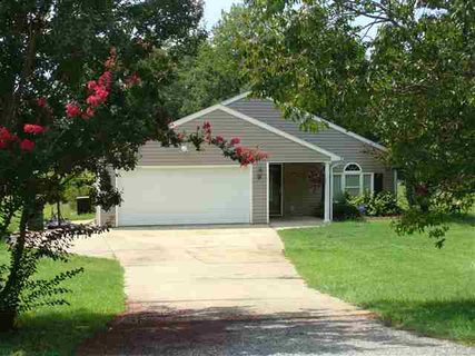 107 Pinoca Drive sold home in Sadlers Forest, Anderson, SC