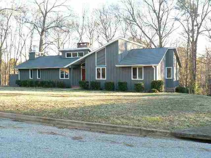 1413 Stonehurst Drive