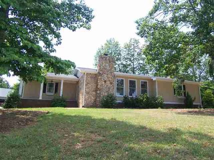 Previously sold for $196,000