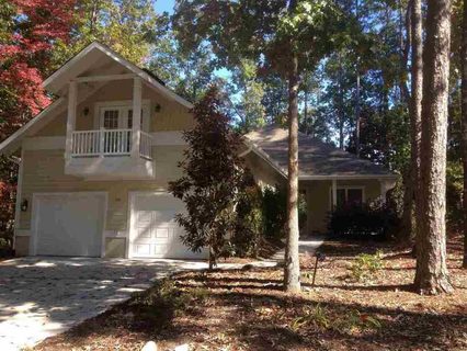 Previously sold for $304,950