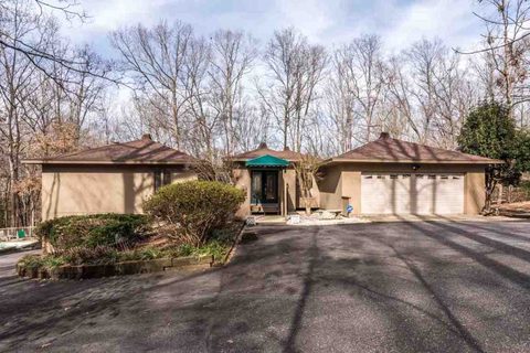209 Stelling Road sold home in Hiawassee, Townville, SC