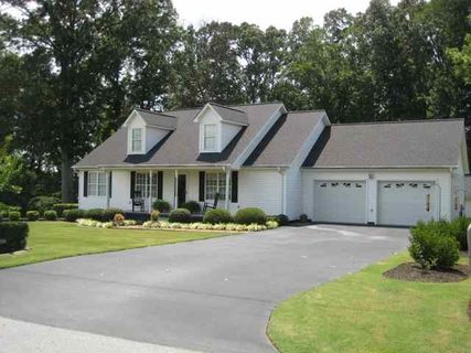 204 Joan Drive sold home in Botany Park, Easley, SC