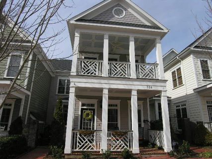 324 Village Walk