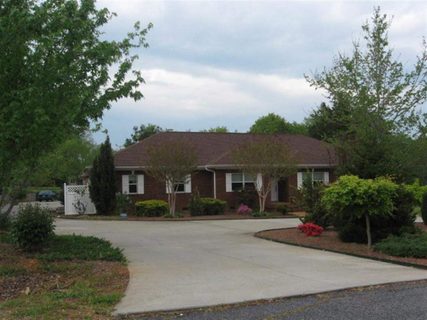 105 Old Oak Trail sold home in Hopewell Crossing, Anderson, SC