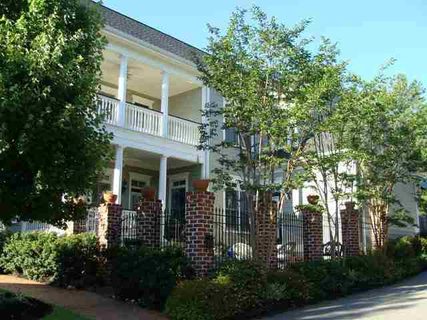 213 Village Walk Lane