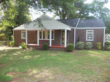 300 Oakfield Avenue sold home in Wyatt Ag, Easley, SC