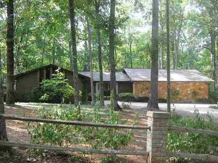 3105 Barefoot Trail