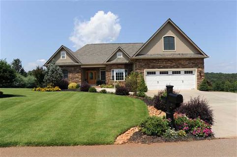 409 Home Stretch Drive sold home in Blue Mountain Estates, Seneca, SC