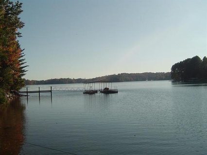 212 Shoreline Drive sold home in Sunset Shores, Seneca, SC
