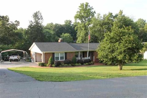 111 Magnolia Avenue sold home in Forest Park Sub, Easley, SC