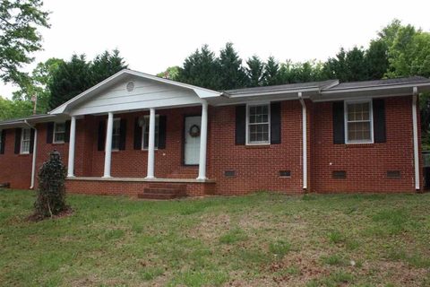 204 Elizabeth Drive