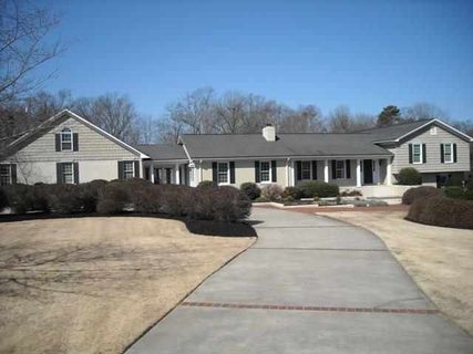 127 Bent Twig Road