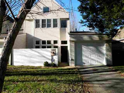 103 White Oak Place