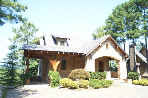 Previously sold for $615,000