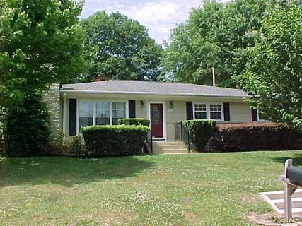 303 Grigsby Avenue sold home in 99 Wyatt, Easley, SC