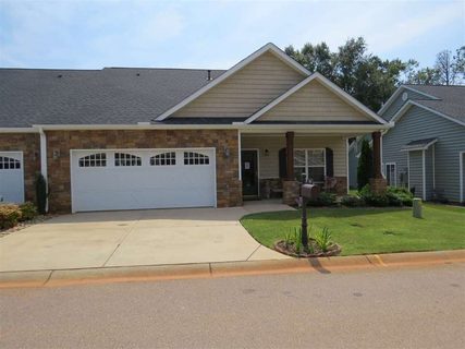 48 Hillsborough Drive