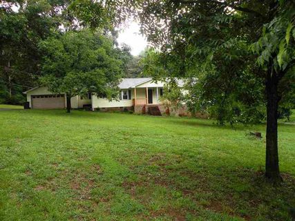 1029 Dickerson Road