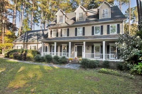 224 Stonehaven Way