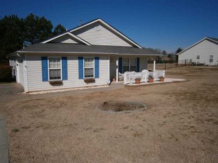 124 Mcclain Lake Road