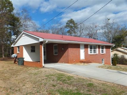 308 W South 5Th Street sold home in Adams East View, Seneca, SC