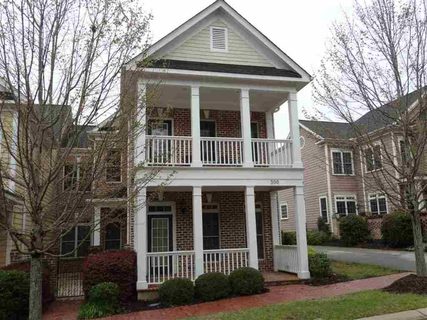300 Village Walk Lane