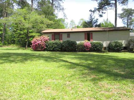 1100 Pine Lake Drive