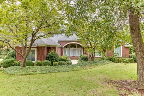123 Planters Drive sold home in Papa's Plantat, Seneca, SC