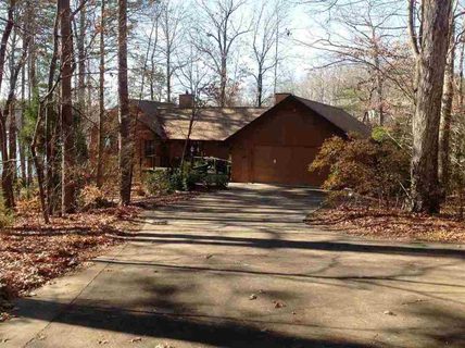 10087 Maughan Trail