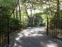 641 N Lake Drive sold home in Salem, SC