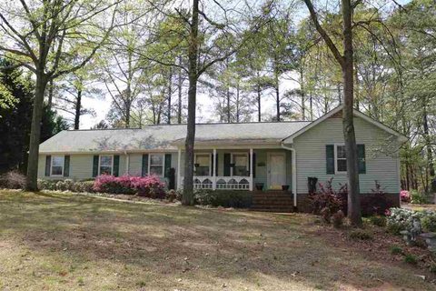 123 Coachman Drive