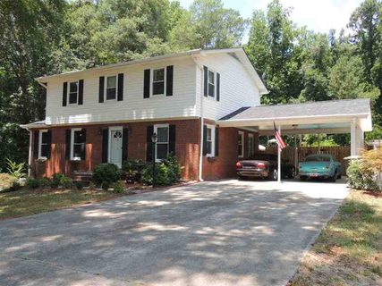 110 Briarwood Drive sold home in Briarwood, Belton, SC