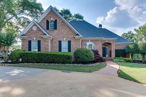 200 Pine Ridge Drive sold home in Smithfield, Easley, SC