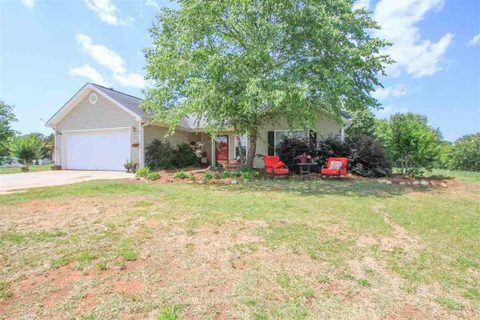 105 Bridgeview Drive sold home in Blumefield Est, Anderson, SC