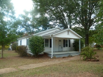 100 Summit Street sold home in Mccarey Heights, Seneca, SC