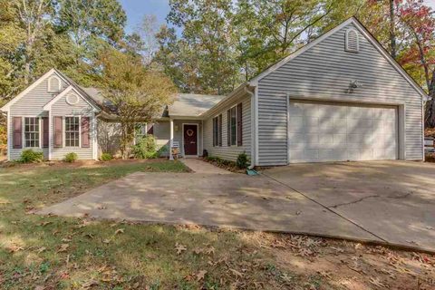 1668 Sequoya Way