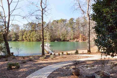 204 Shoreline Drive Sunset Shores on Lake Keo sold home in Sunset Shores, Seneca, SC