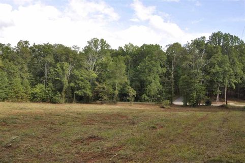 101 Shoals Circle