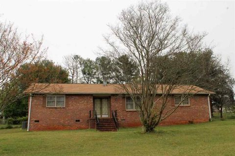 304 Sweetbriar Circle