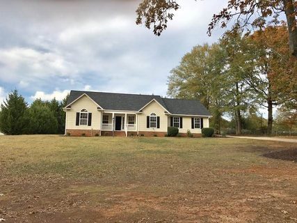 5696 Old Pearman Dairy