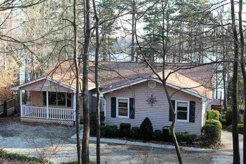 251 Riverlake