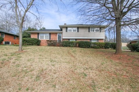 2809 Little Creek Drive