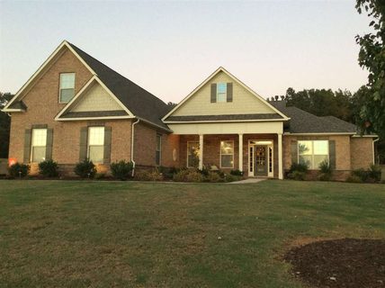 211 Vinings Crossing