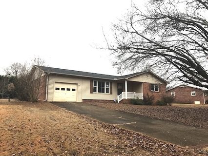 306 Meadowbrook Drive