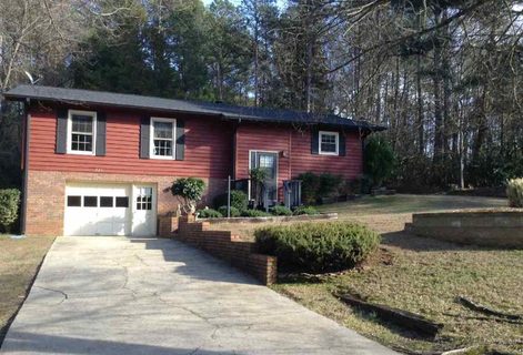 221 Briarcliff Road Clemson Elementary Distri sold home in Green Pines Sub, Central, SC